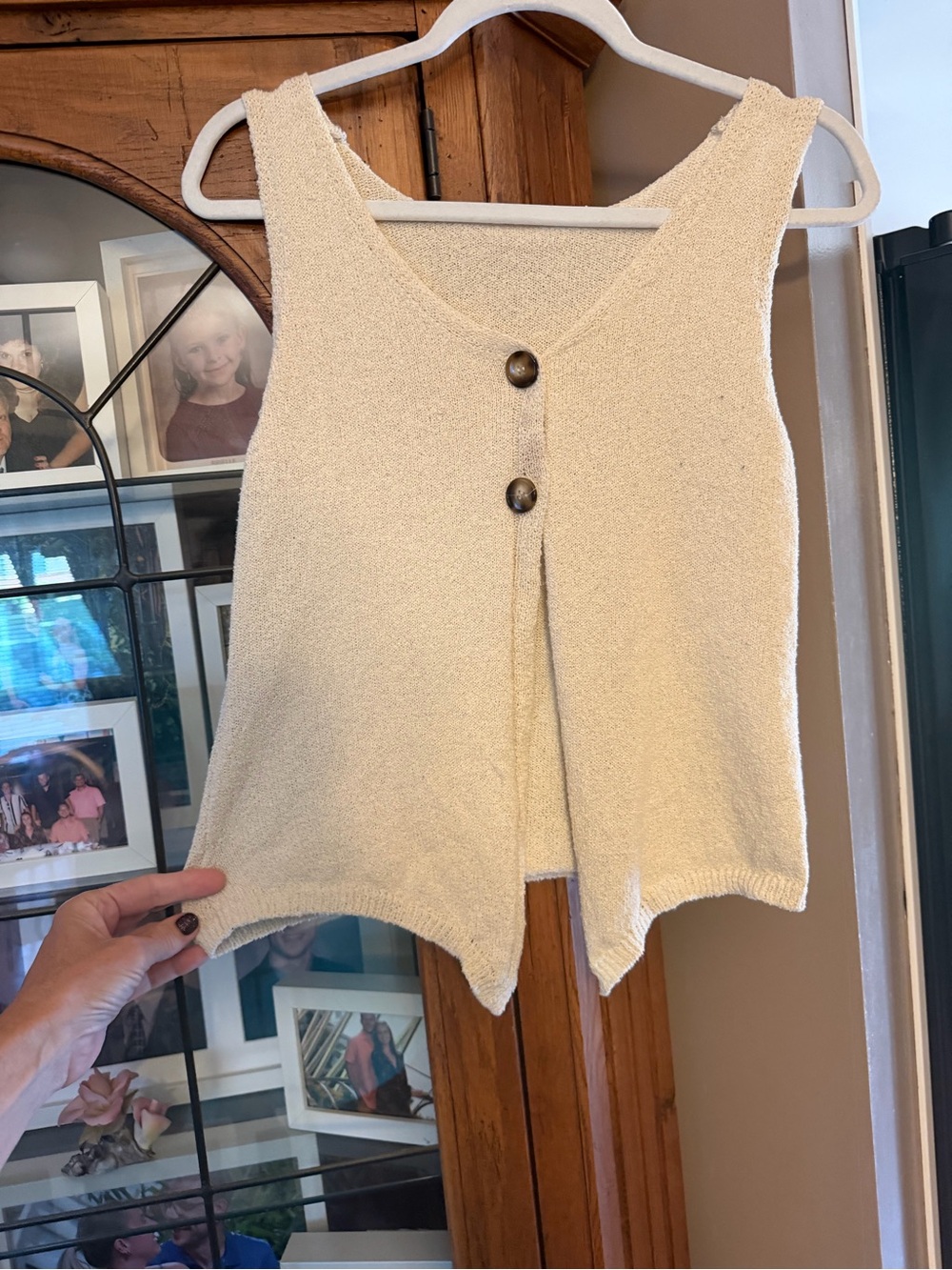 Medium Cream Button-Front Knit Top. MUST BE BUNDLED